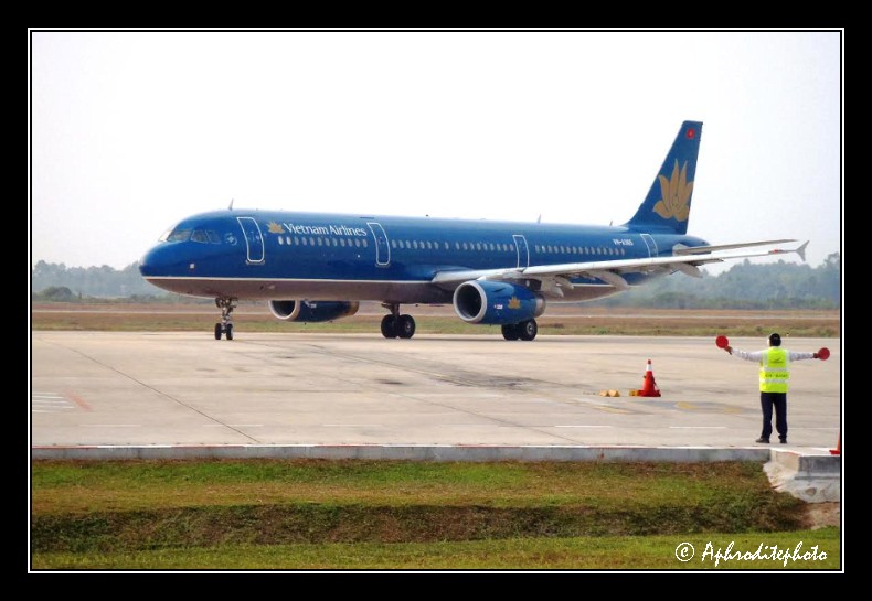 Vietnam Airlines Airbus A321 231 (2)